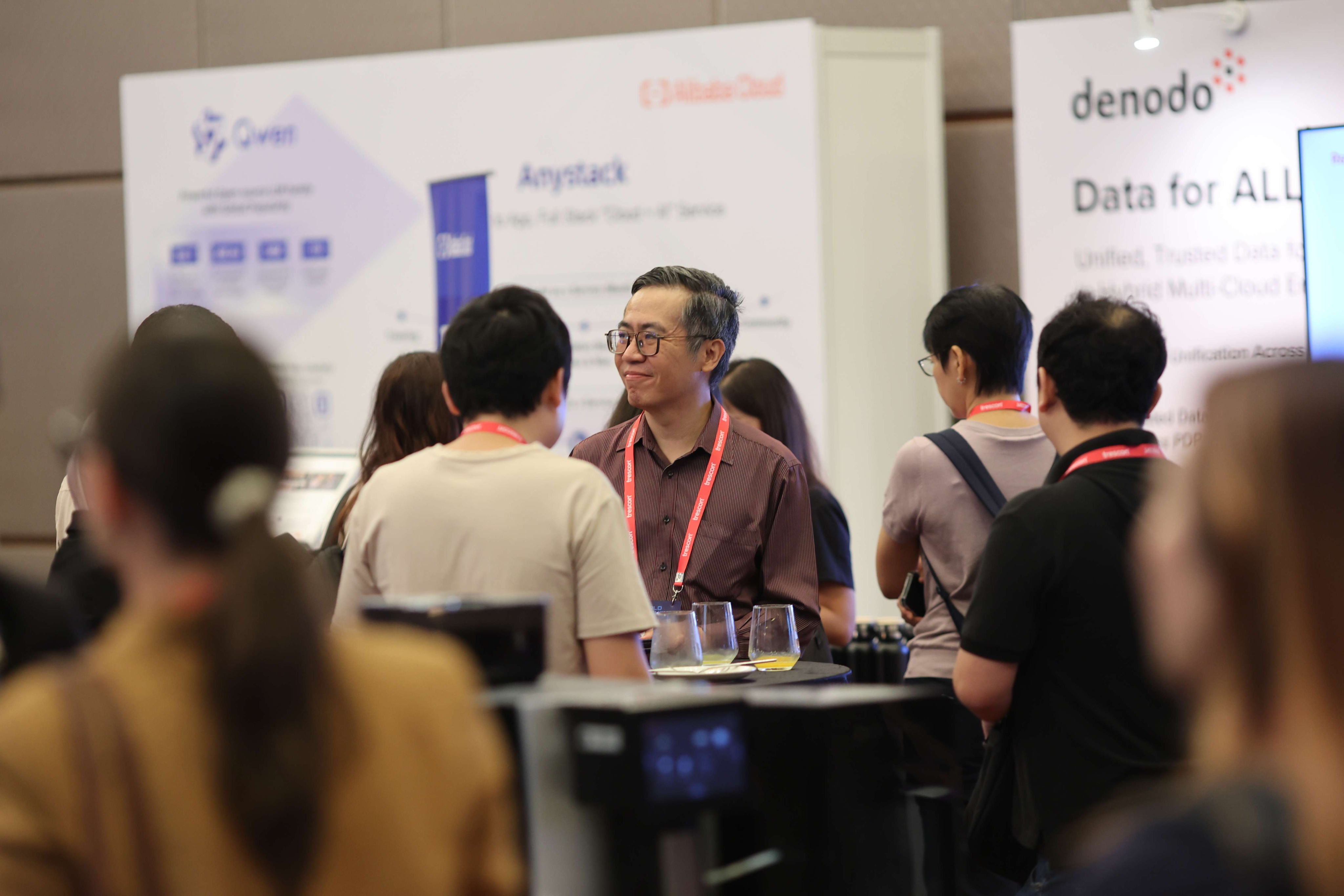 Live Innovation Showcases